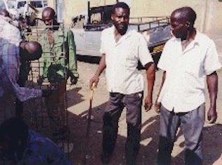 moses.jpg (19768 bytes)